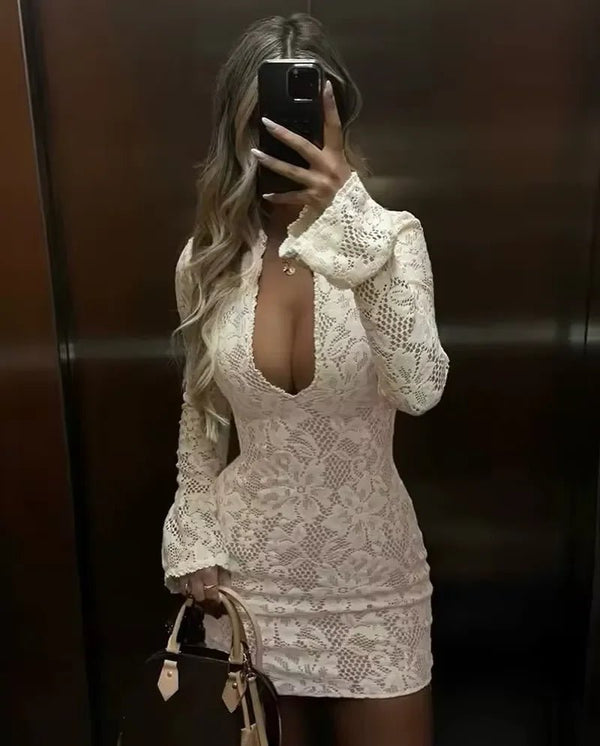 Minivestido Amara de encaje con aberturas