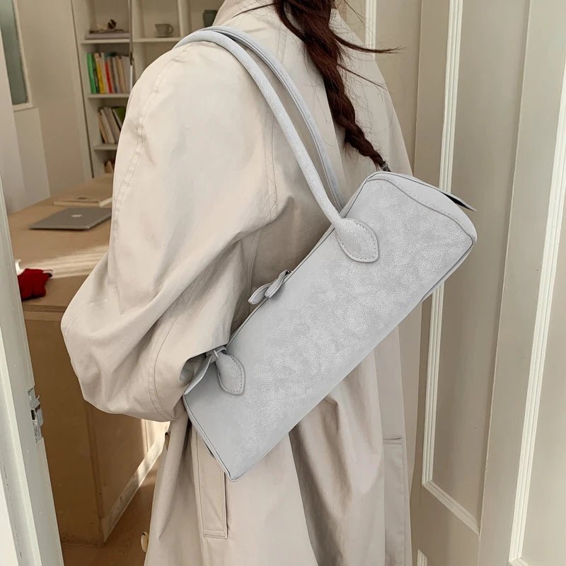 Bolso baguette Adora de ante