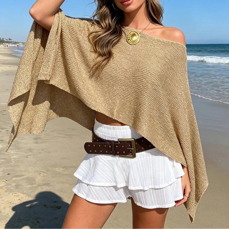 Capa poncho con hombros descubiertos y brillo Ailva