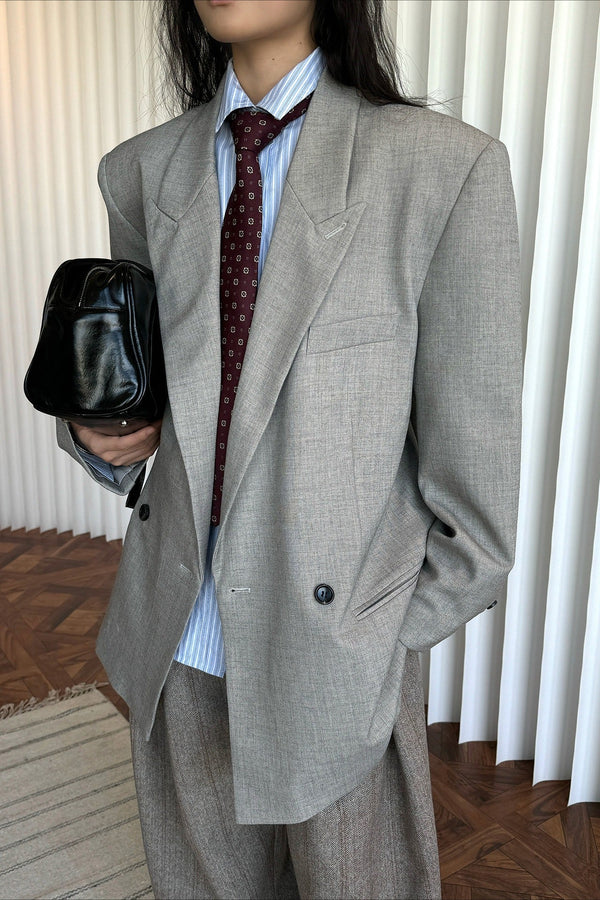 Blazer de hombros estructurados Akira