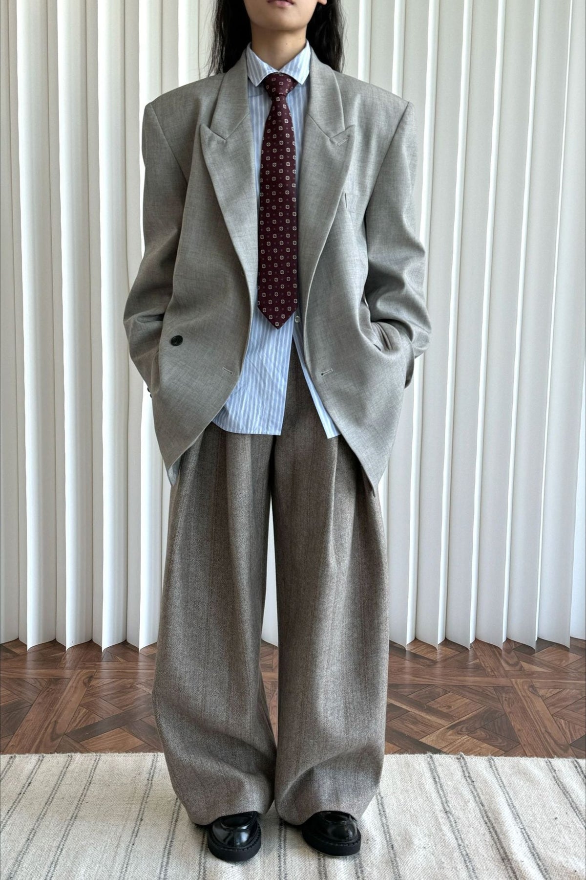 Blazer de hombros estructurados Akira