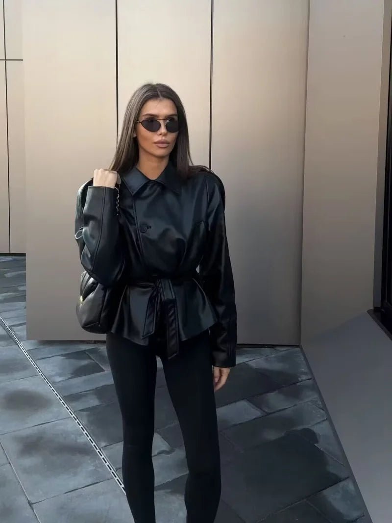 Gabardina corta Alma de cuero sintético