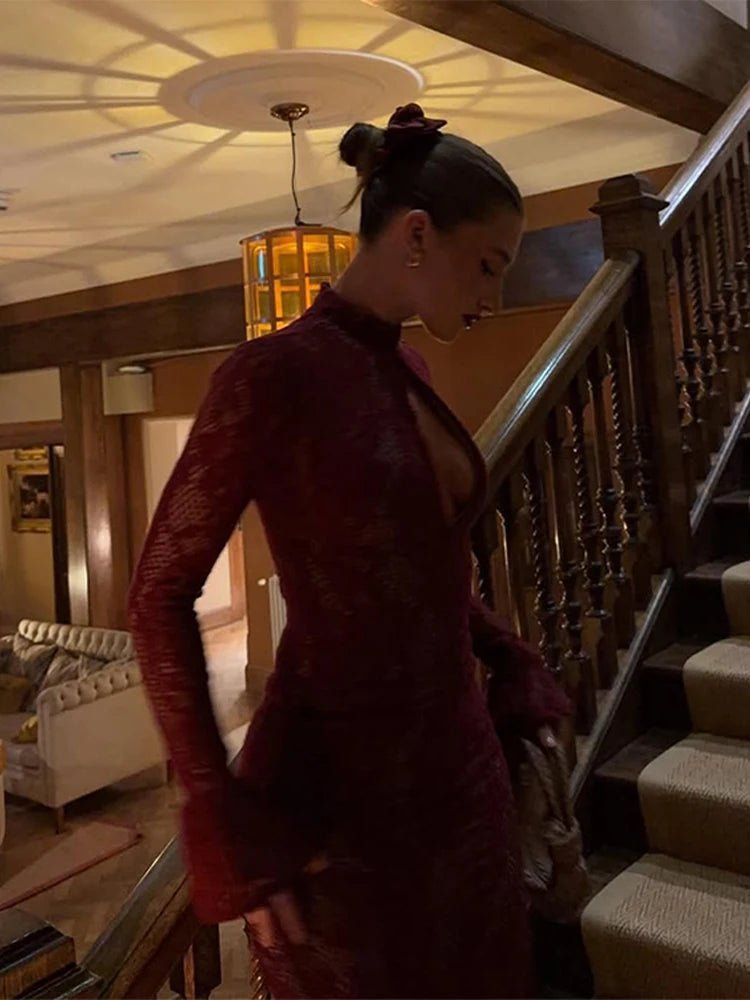 Vestido midi Amara de encaje con aberturas