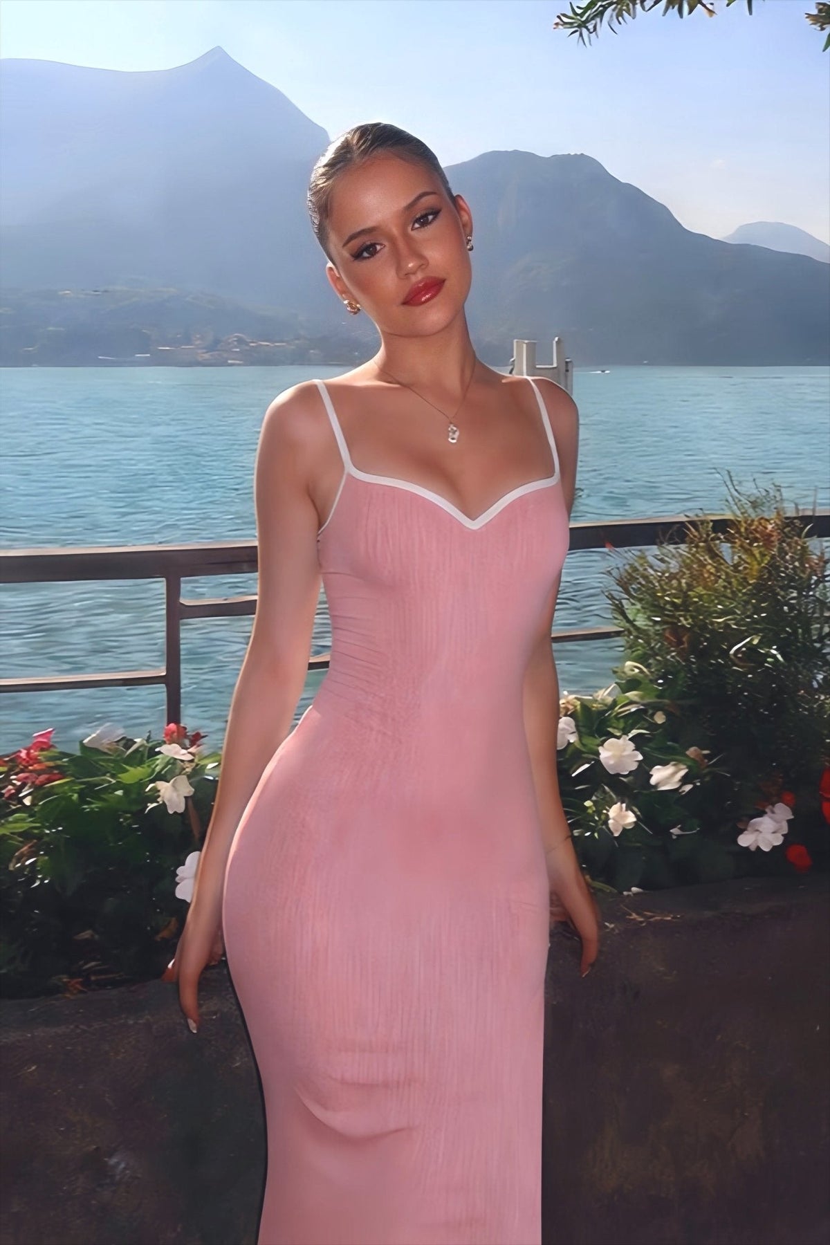 Vestido largo ajustado con tirantes Amelie