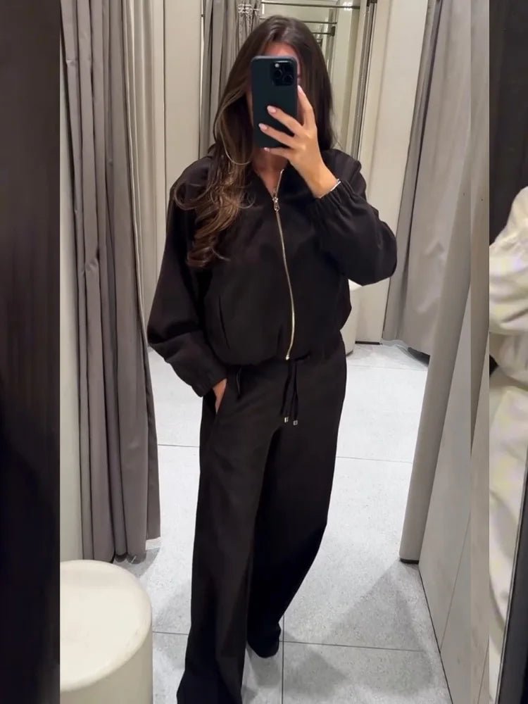 Conjunto de chándal con capucha Amirah