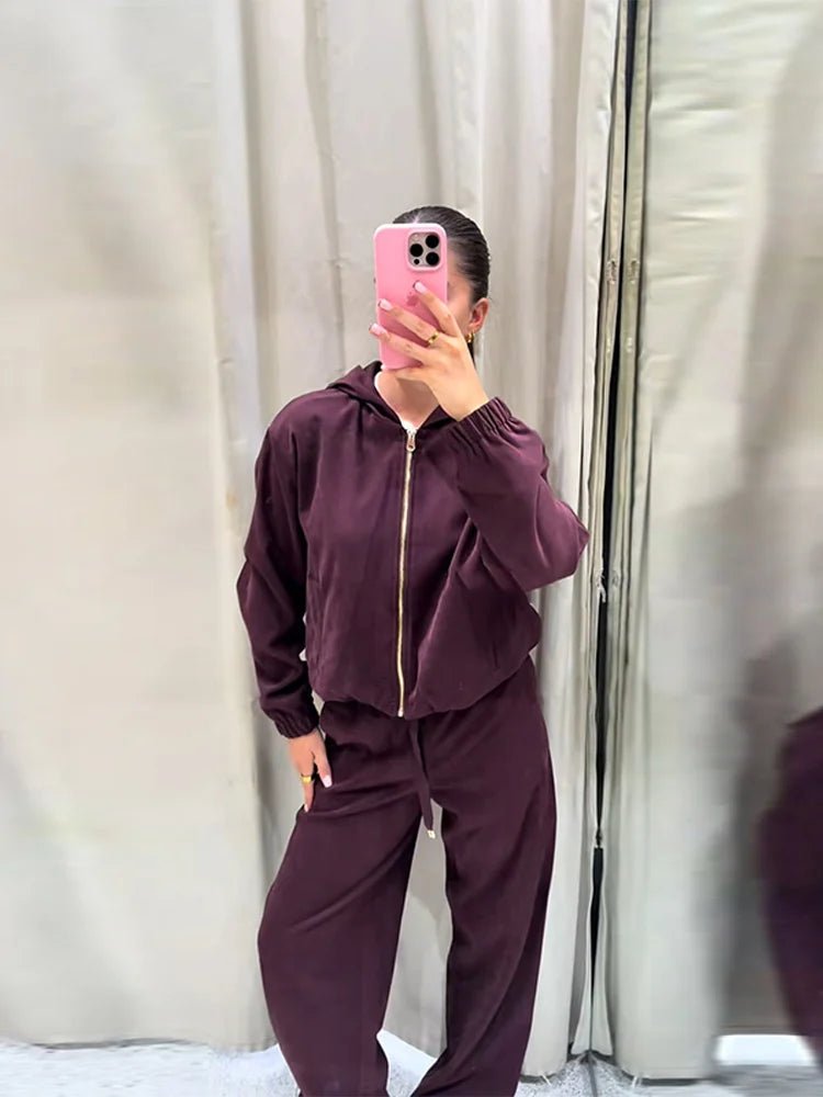 Conjunto de chándal con capucha Amirah