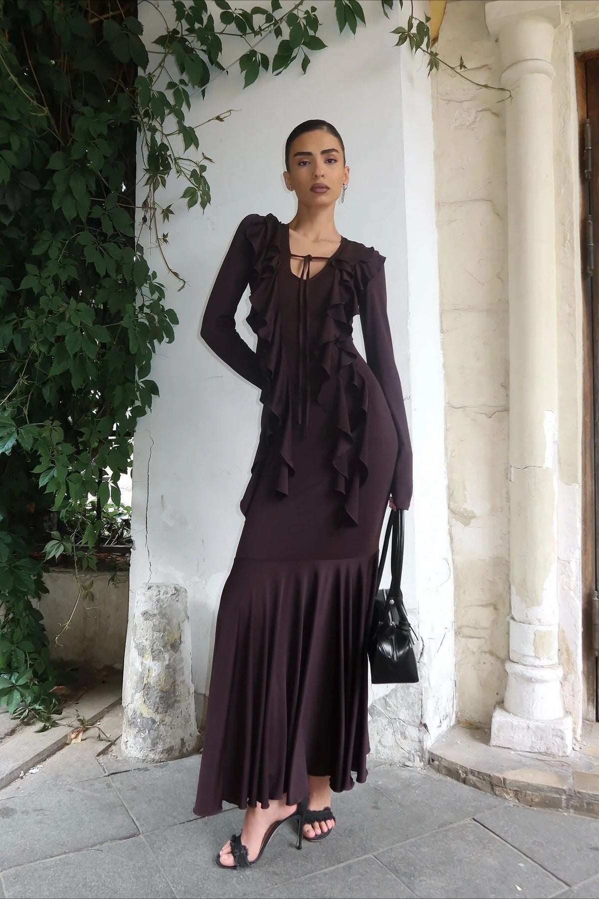 Vestido largo de manga larga con volantes Arielle