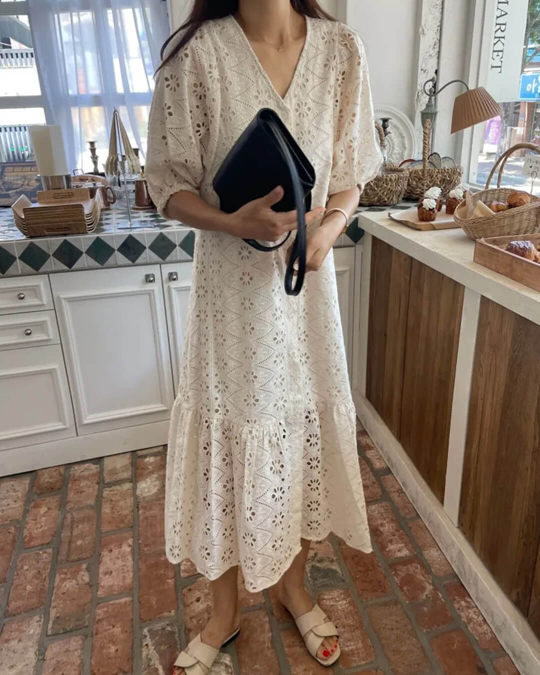 Vestido largo Ava con escote en V y bordado