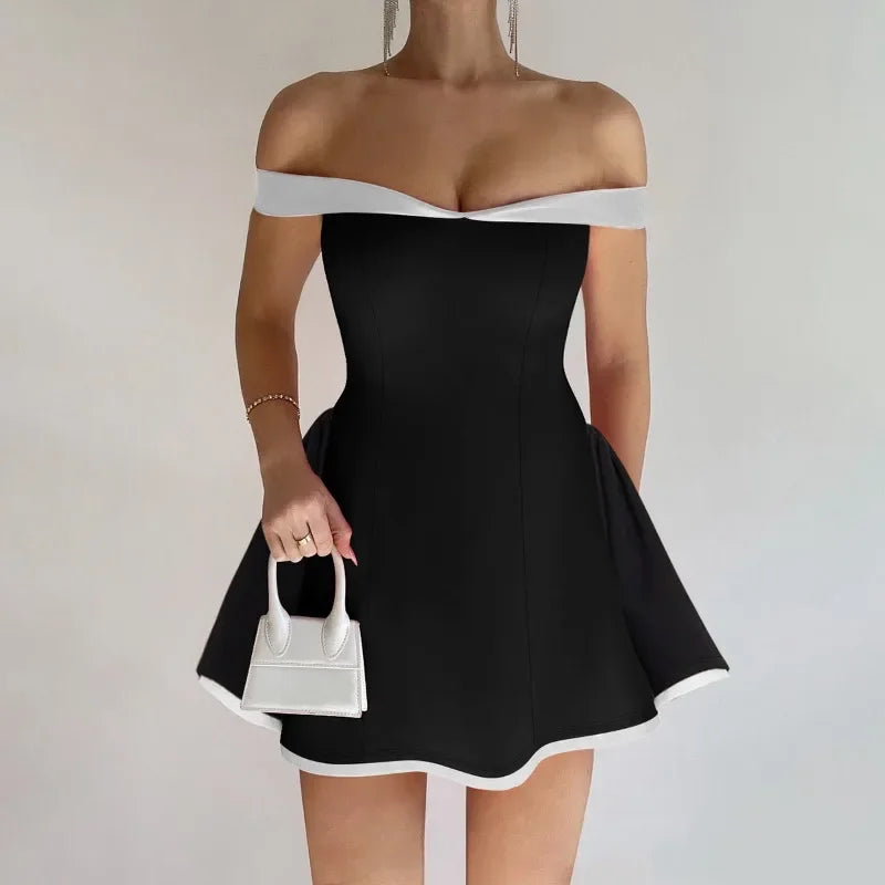 Minivestido sin mangas con espalda descubierta