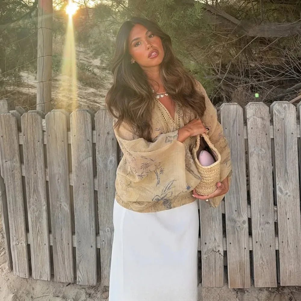 Blusa con estampado tie-dye y escote de pico Beatrice