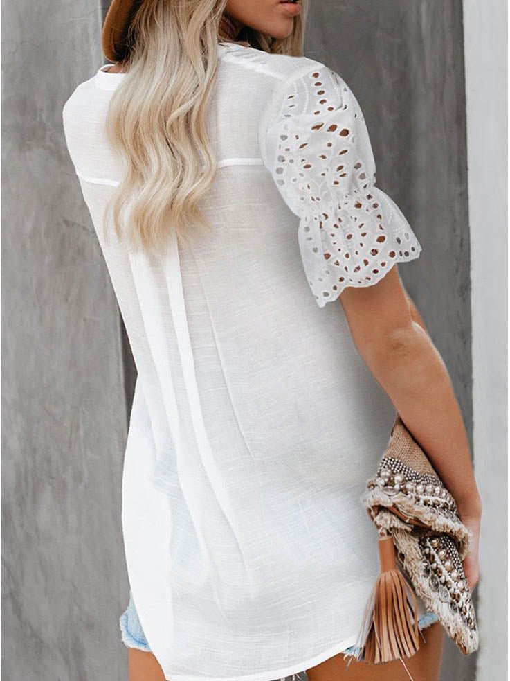 Top con escote de pico y mangas de encaje Beatrice