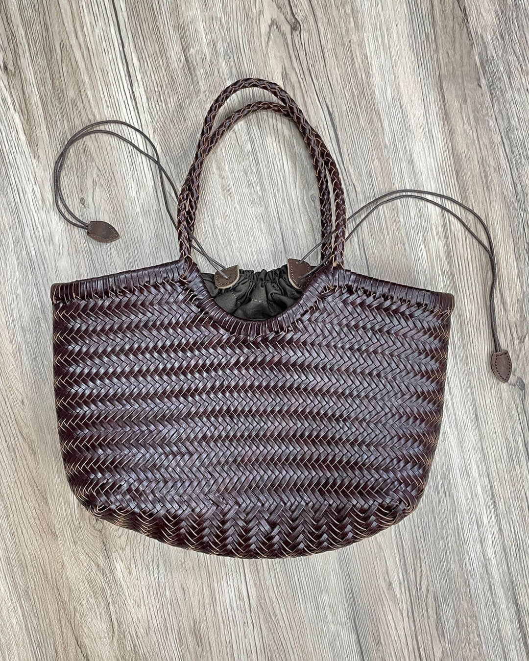 Bolso tote tejido Beatrice
