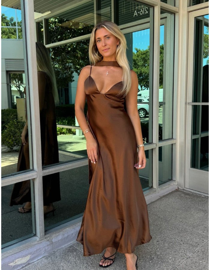 Vestido largo de satén Bianca con pañuelo