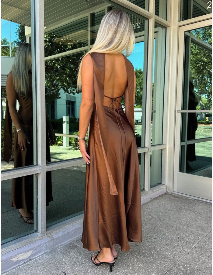 Vestido largo de satén Bianca con pañuelo
