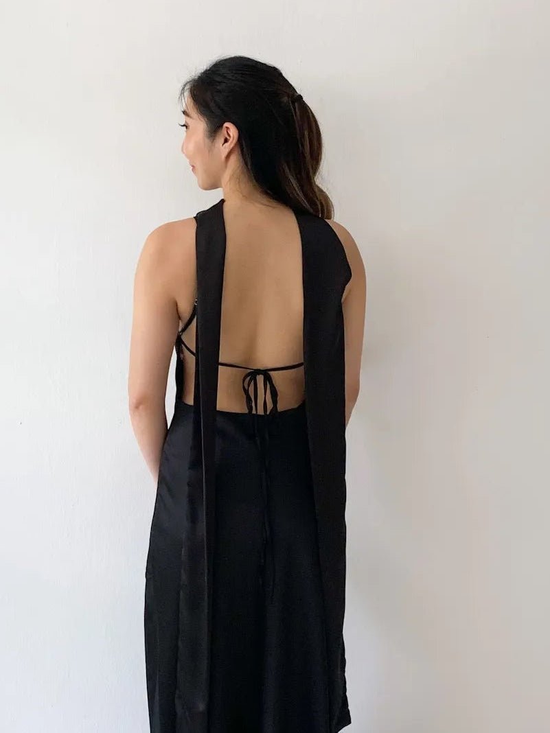 Vestido largo de satén Bianca con pañuelo