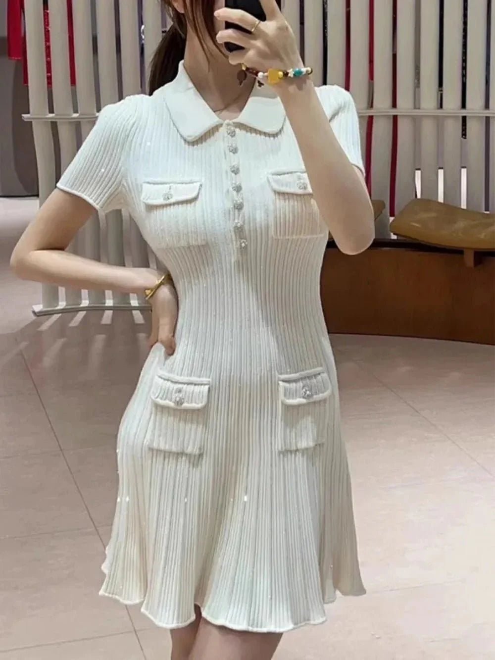 Vestido corto de punto con lentejuelas Bianca