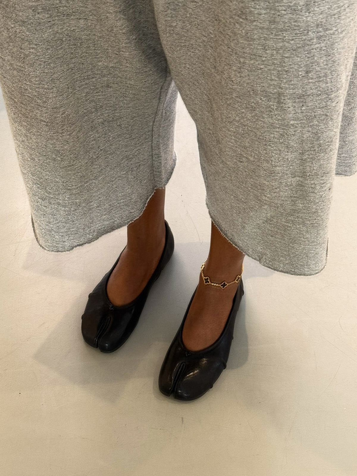 Bianca Split-Toe Leather Mules
