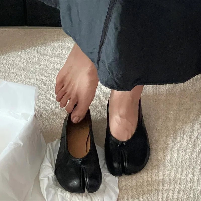 Bianca Split-Toe Leather Mules