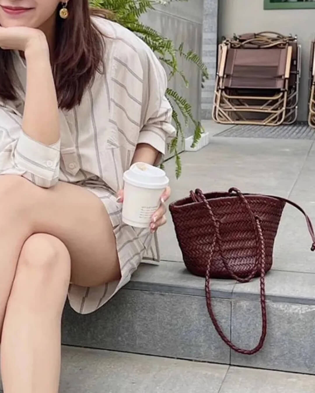 Bolso de hombro Blair tipo cubo trenzado