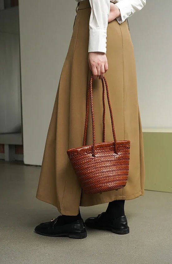 Bolso de hombro Blair tipo cubo trenzado