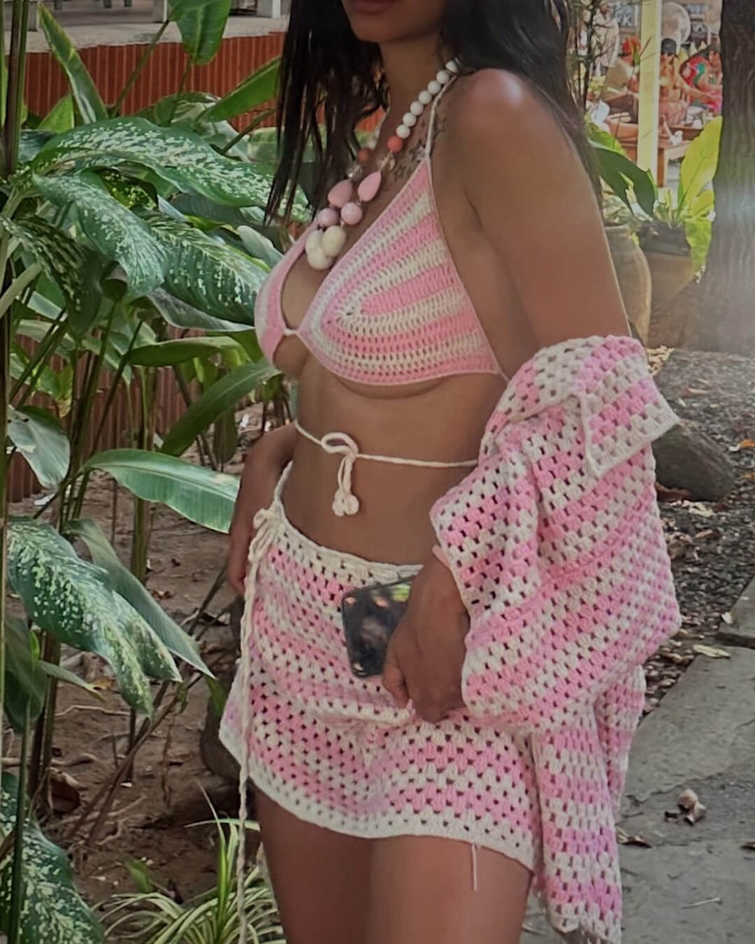 Conjunto de bikini de punto con bloques de color y abrigo Bree
