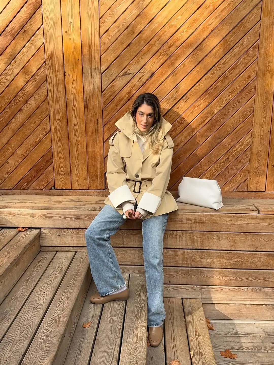 Chaqueta estilo gabardina con puños en contraste Brenda