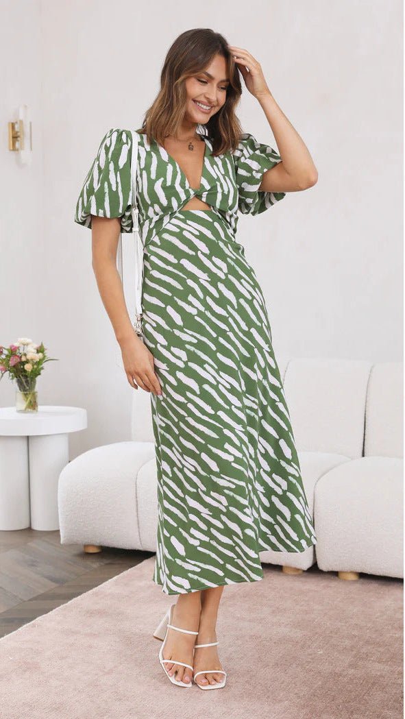 Vestido midi de línea A con estampado y escote en V Brooke