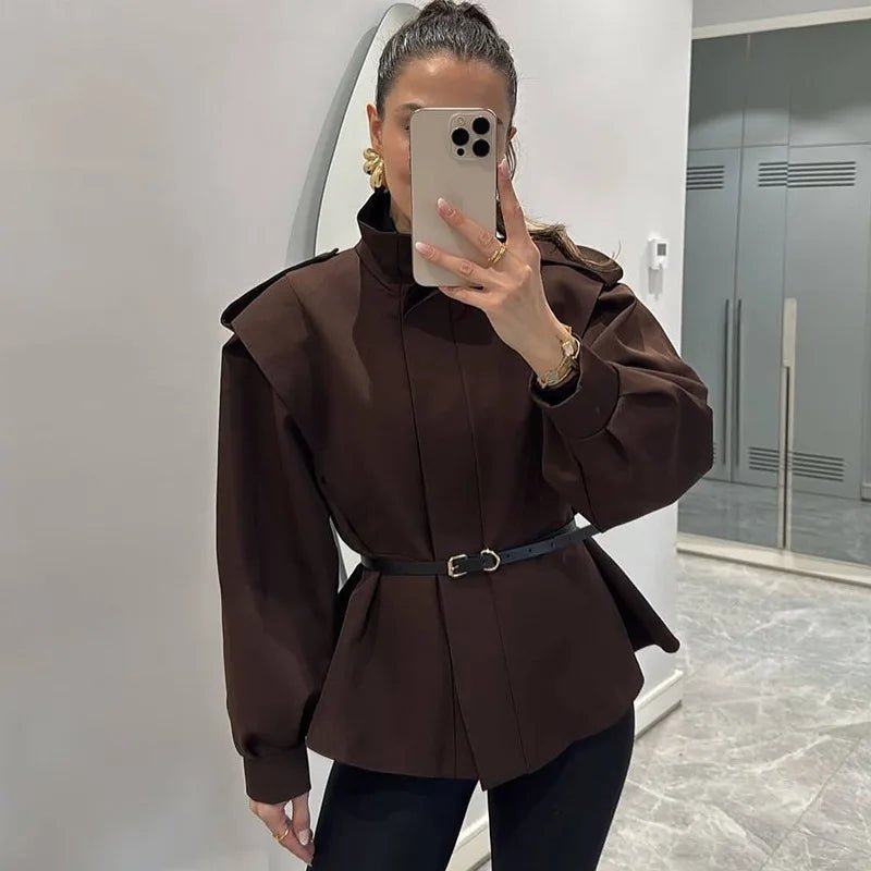 Gabardina corta con cinturón Camille