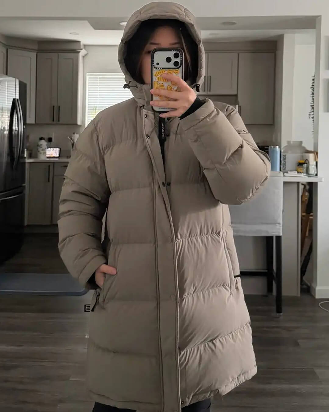 Chaqueta parka Carlyn con capucha