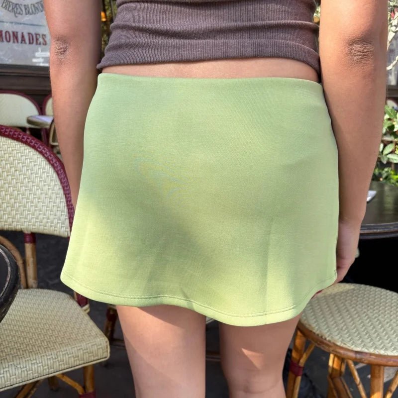 Minifalda pantalón ajustada Carmen de tiro bajo