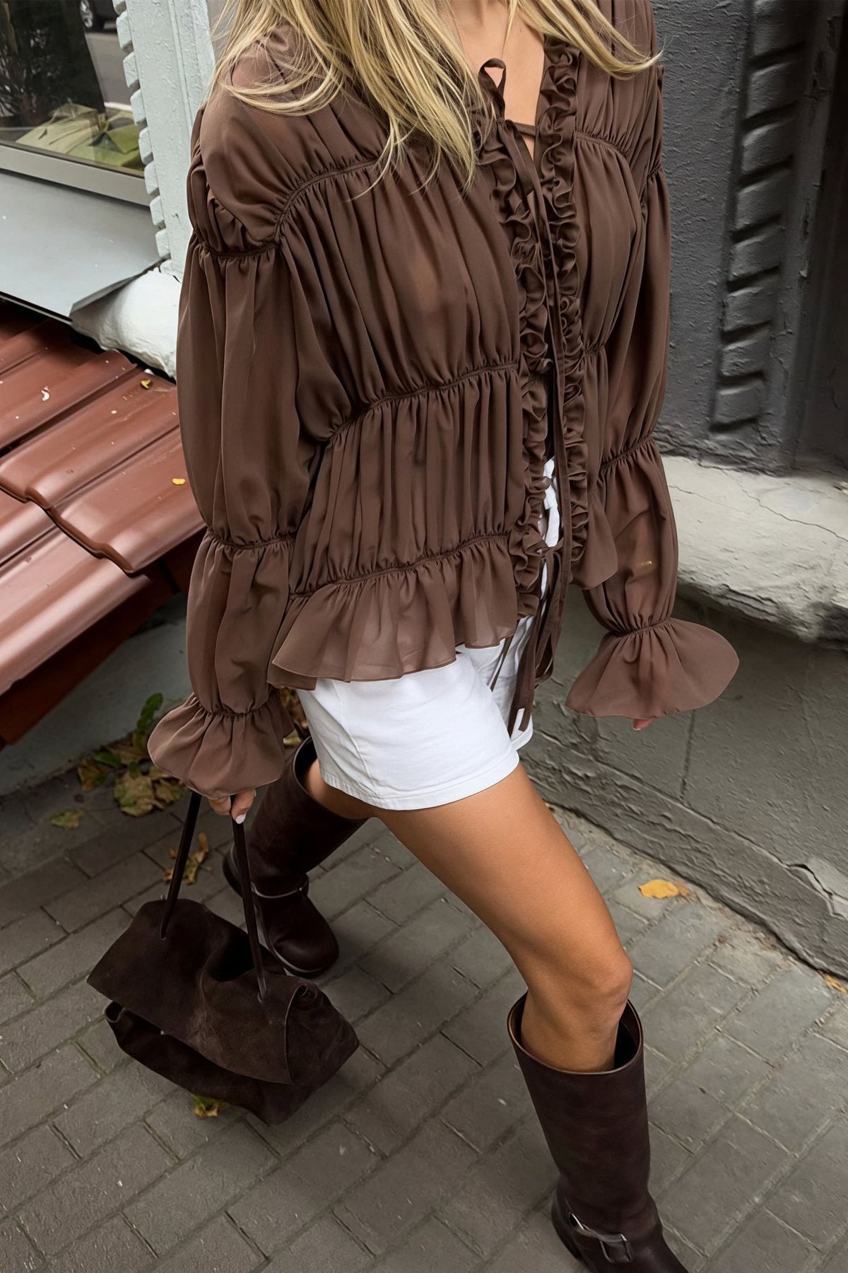 Blusa Carmen con frunces, volantes y lazo