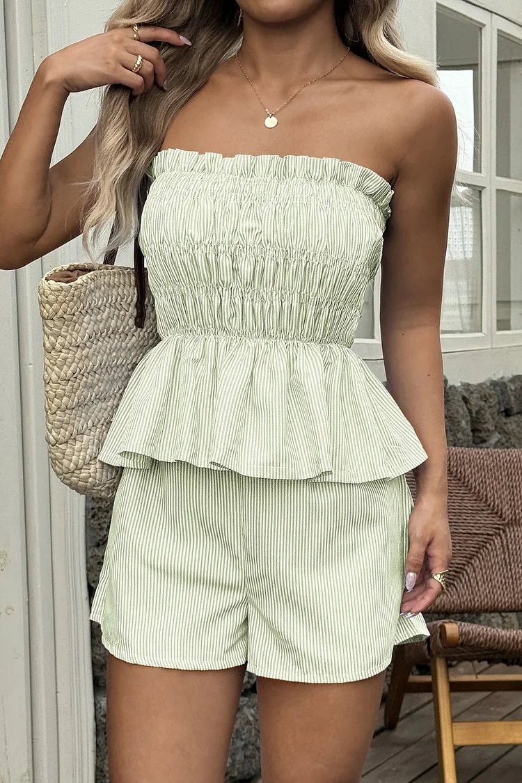 Conjunto coordinado de top con volantes y shorts Cate