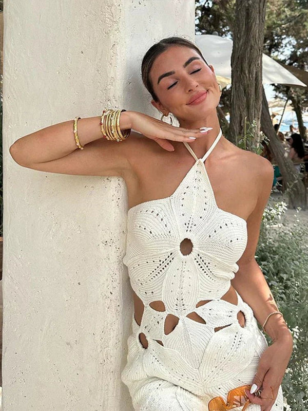 Vestido corto de ganchillo con cuello halter Celeste