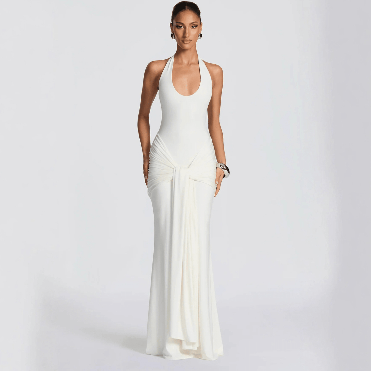 Vestido largo Charlot de corte ajustado y espalda descubierta