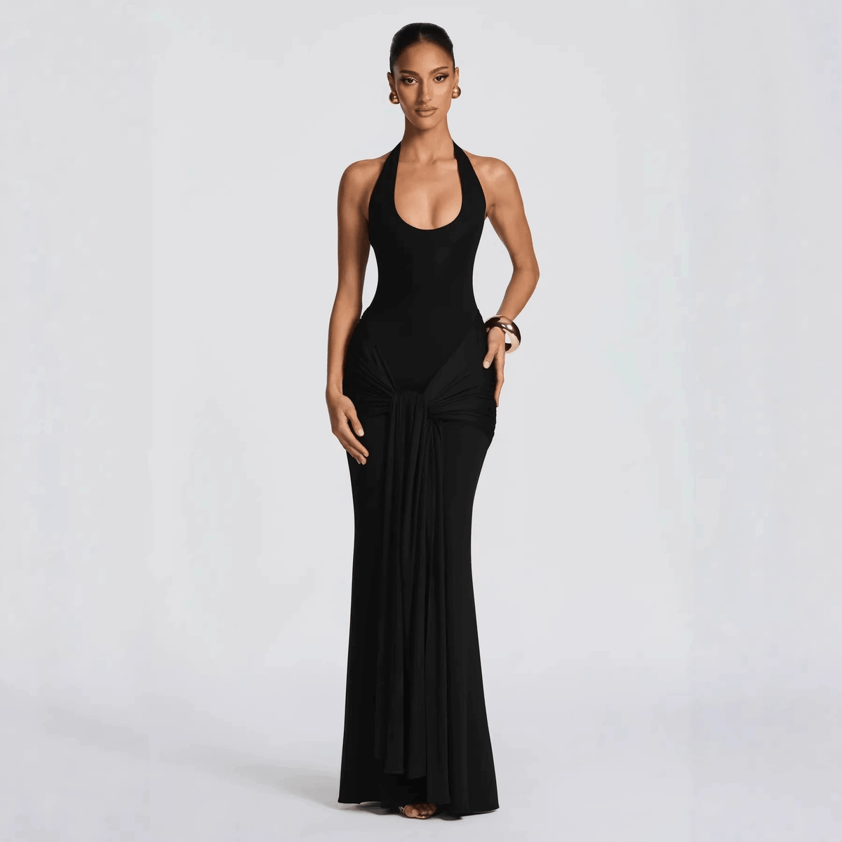 Vestido largo Charlot de corte ajustado y espalda descubierta