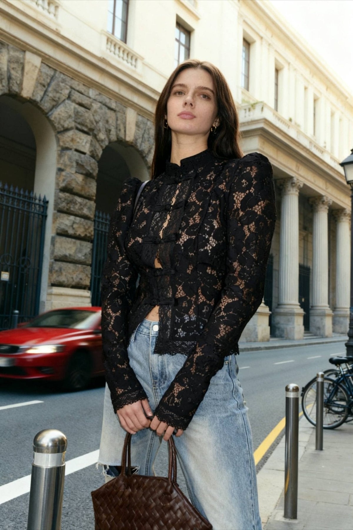 Blusa elegante de encaje Claire