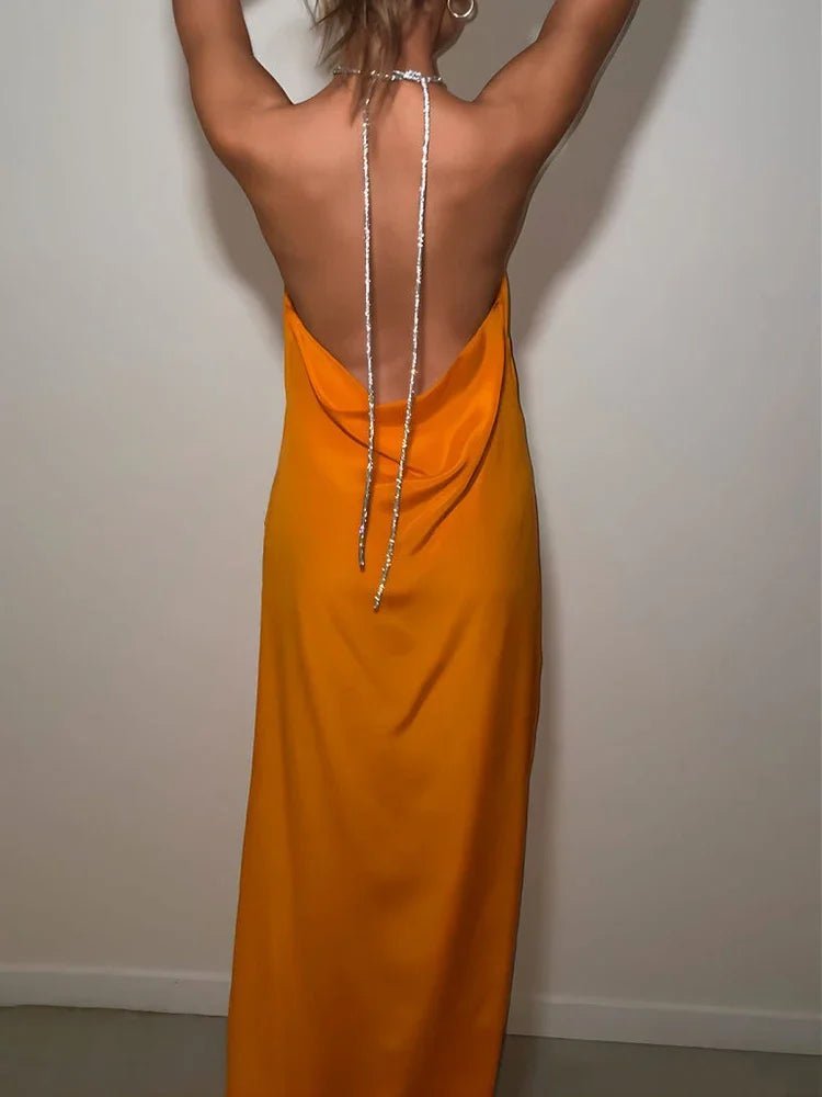 Vestido maxi halter de lentejuelas Claudia