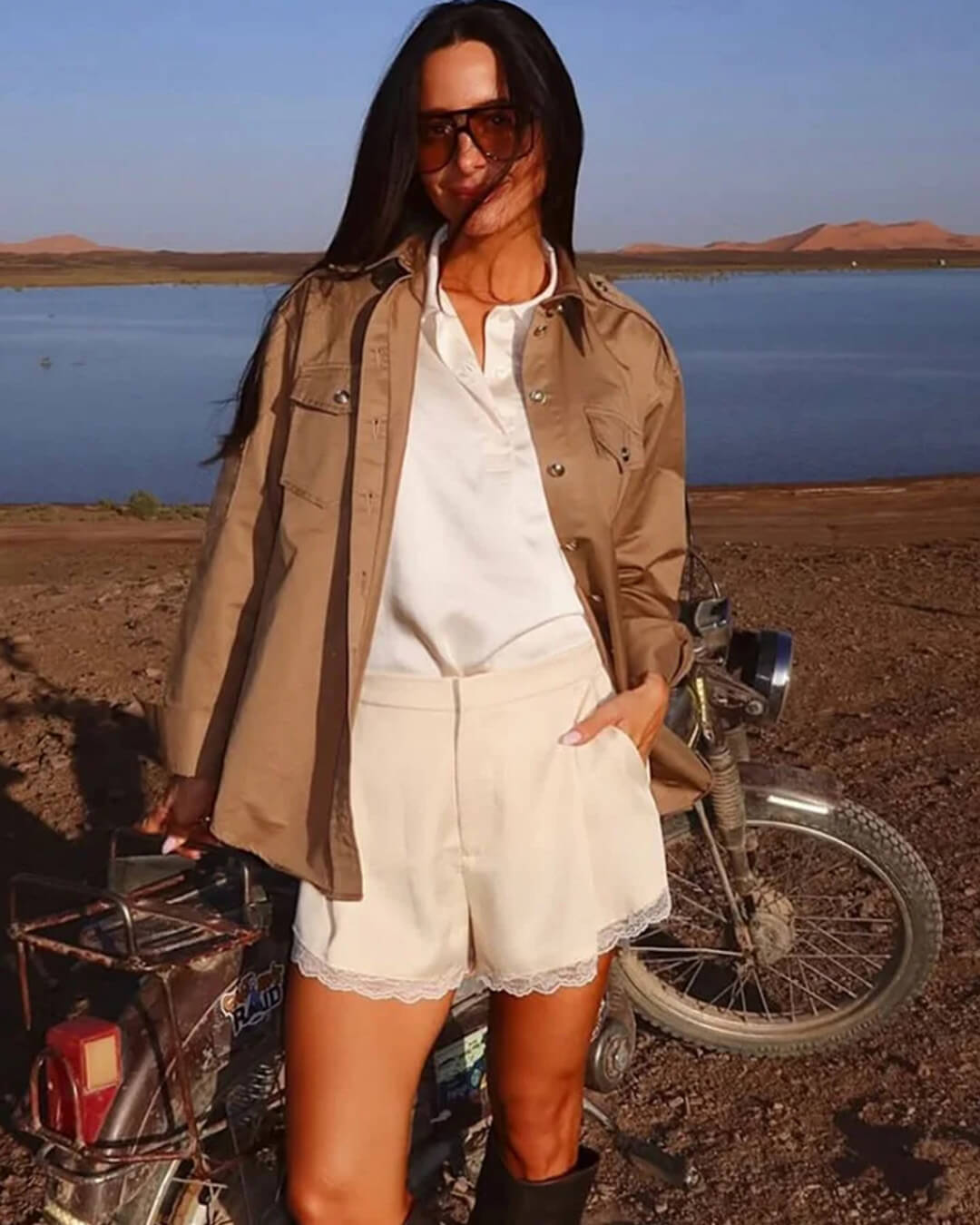 Minishorts de satén de talle alto Davina