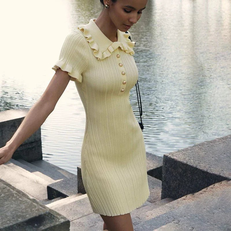 Minivestido Ellie Featherlight con volantes