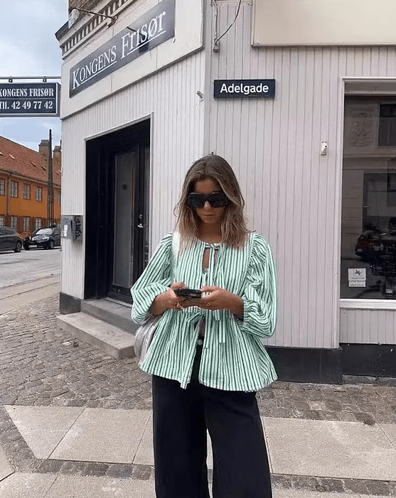 Blusa a rayas con mangas abullonadas Emma