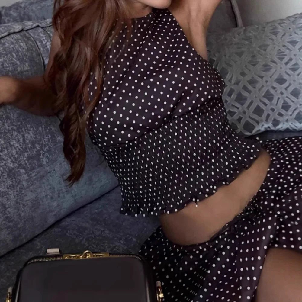 Conjunto de top sin espalda y falda de farol con lunares Enora