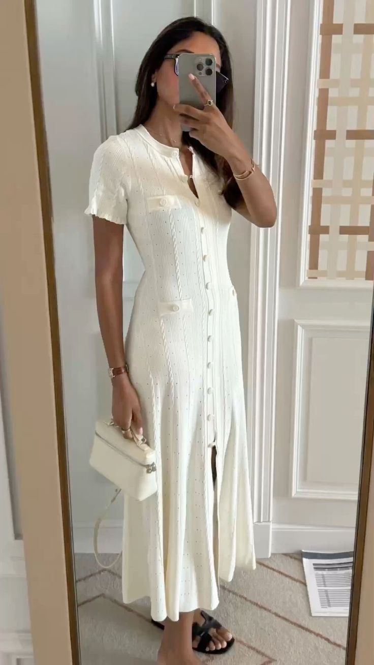 Vestido midi de punto con botones delanteros Erlinda