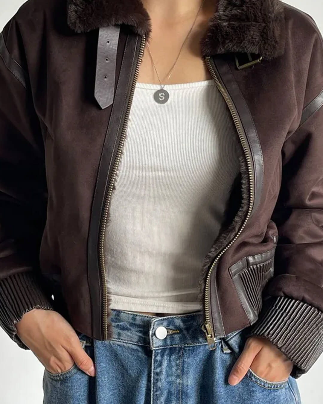 Chaqueta bomber corta de ante Esme