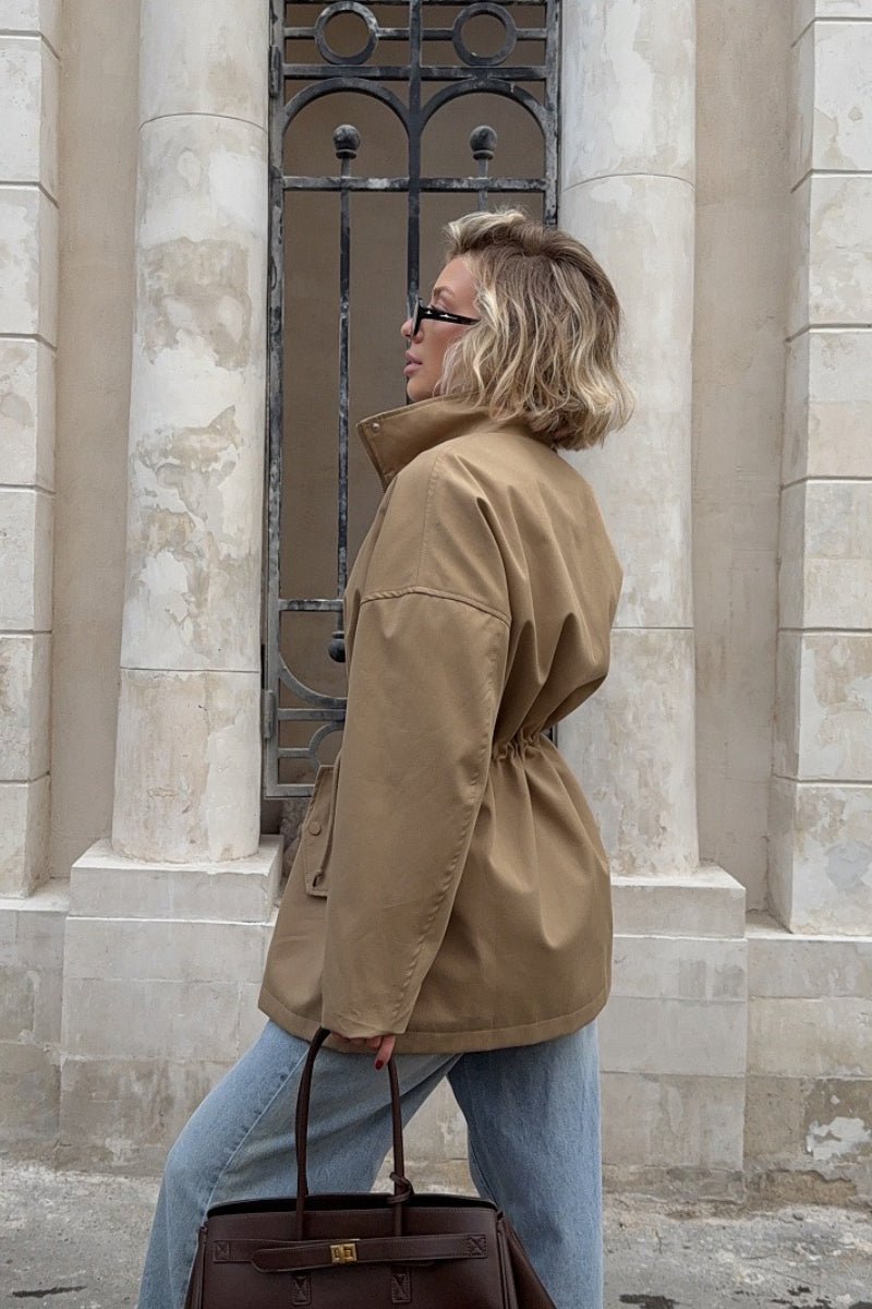 Gabardina con cordón Eva