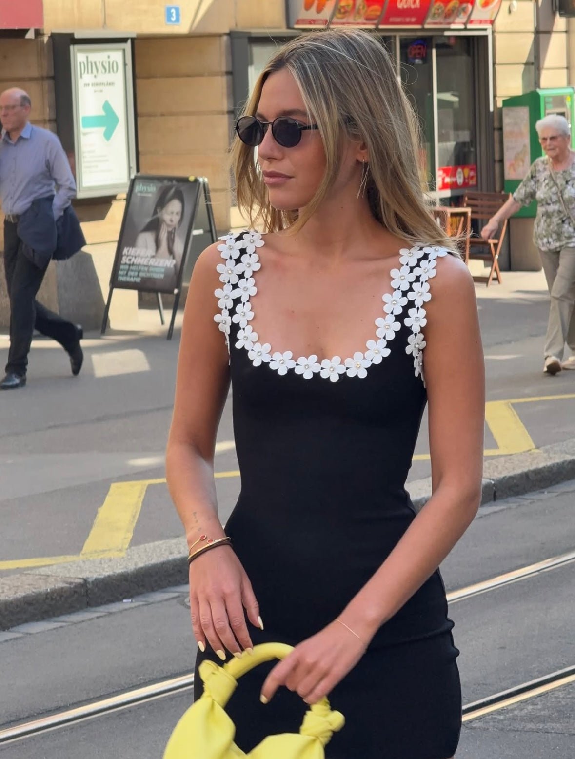 Minivestido floral sin mangas Faith