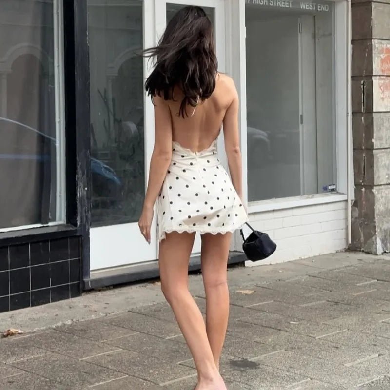Vestido corto de encaje con espalda descubierta Fiona