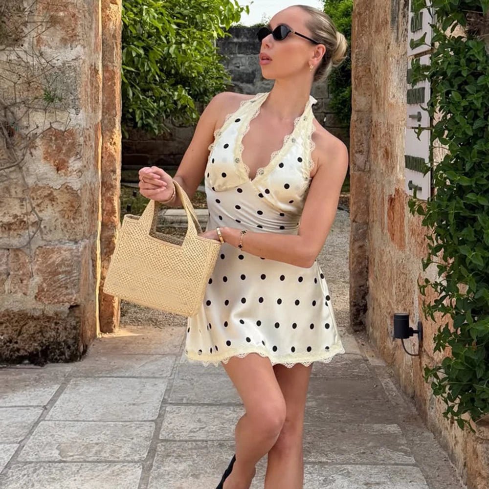 Vestido corto de encaje con espalda descubierta Fiona