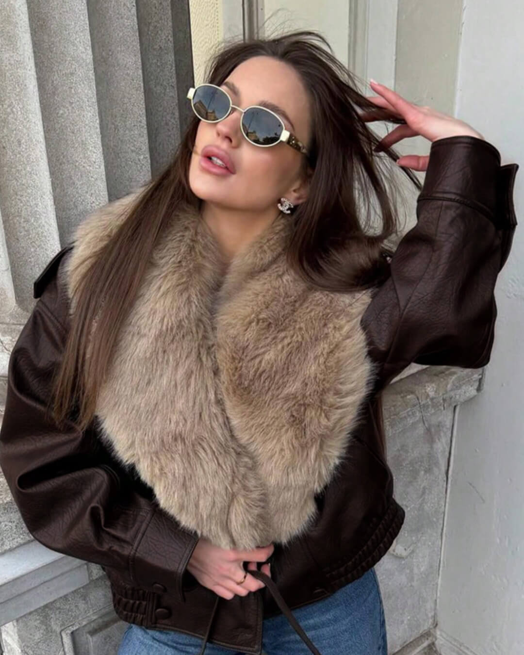 Chaqueta de cuero sintético Francesca con cuello de piel desmontable