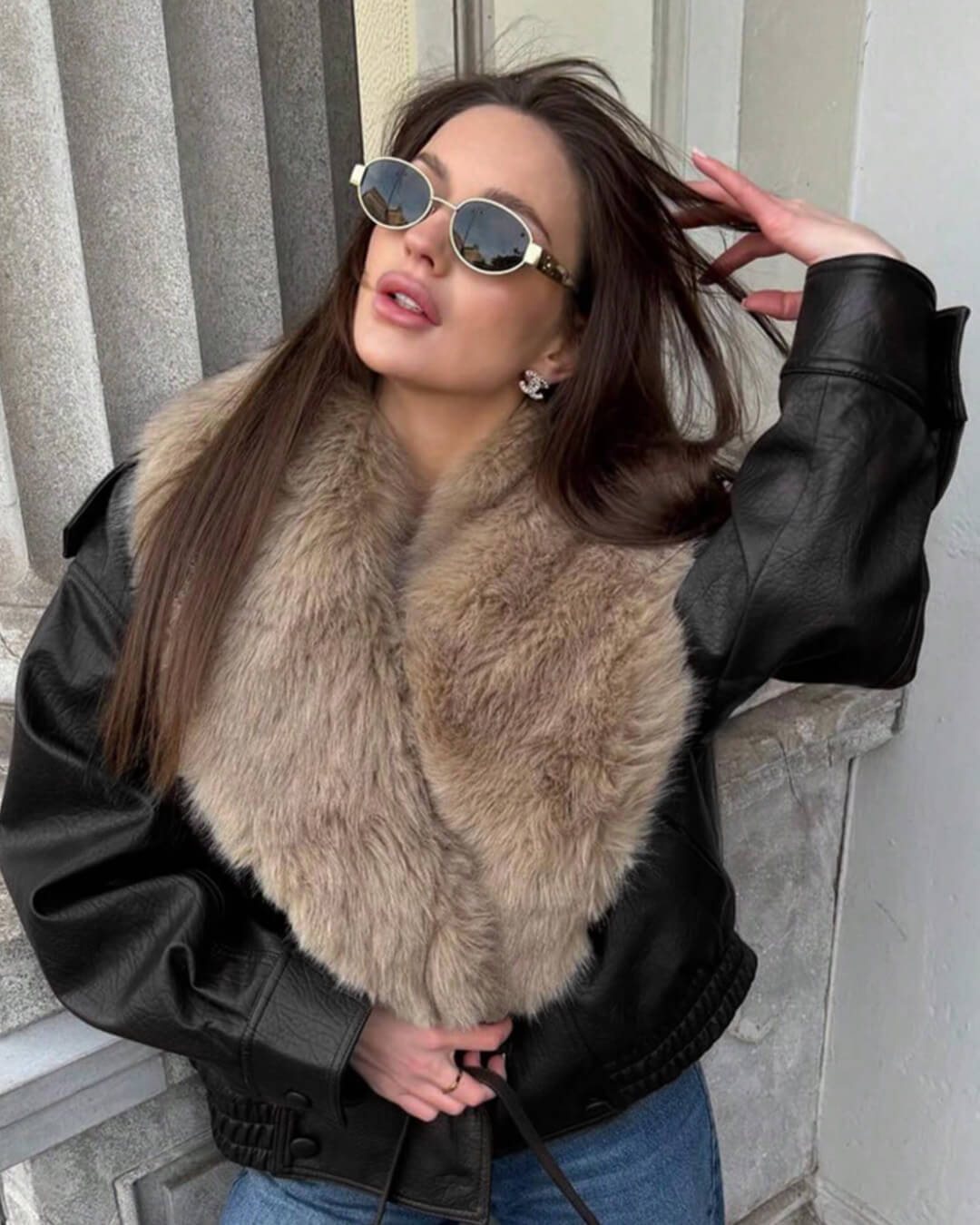 Chaqueta de cuero sintético Francesca con cuello de piel desmontable