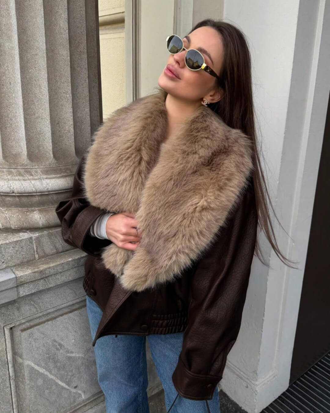 Chaqueta de cuero sintético Francesca con cuello de piel desmontable